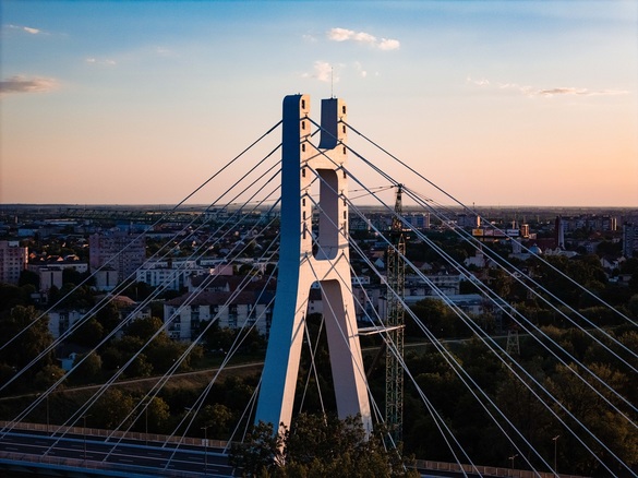 FOTO Cel mai mare pod hobanat din România, inaugurat la Satu Mare peste râul Someș