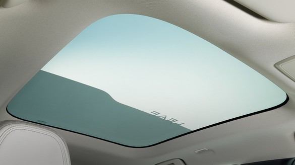 VIDEO & FOTO Primele detalii despre viitorul Nissan Leaf: coeficient aerodinamic de excepție și acoperiș electrocromic