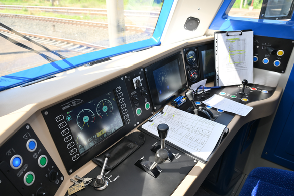FOTO RELOC Craiova a testat încă două locomotive modernizate cu fonduri din PNRR