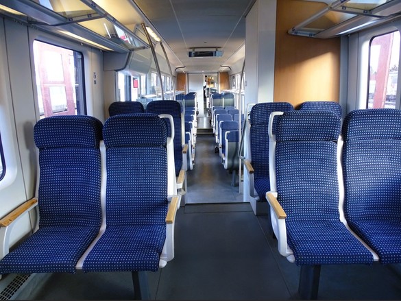VIDEO&FOTO Un nou tren „Săgeata Albastră” revine