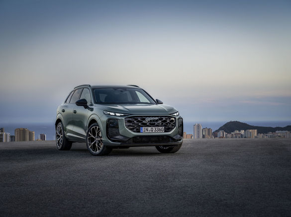 FOTO Audi lansează în România noul SUV Q3, la un preț peste rivalul BMW X1