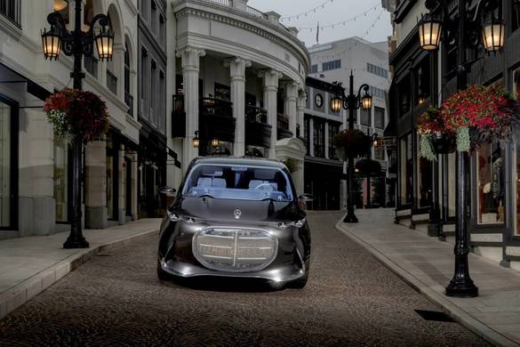 VIDEO & FOTO Mercedes a uimit americanii din California cu conceptul de lux Vision V, viitoarea Grand Limousine VLS