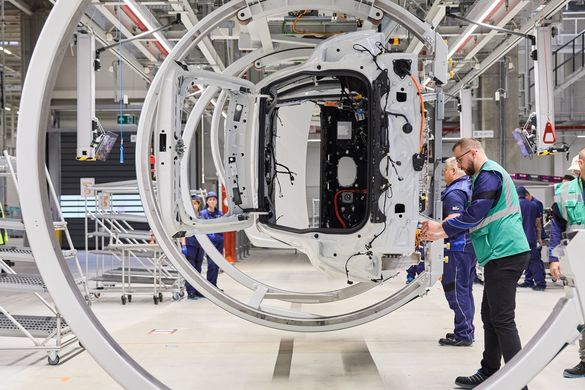 INTERVIU Directorul uzinei BMW din Debrecen, despre producția noului iX3: „Am găsit aici tot ceea ce căutam. Am fost în România și am stat două ore la graniță”