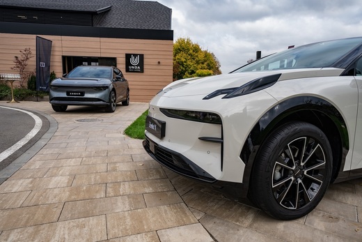 FOTO Zeekr, una dintre mărcile premium ale Geely - oficial în România cu prețuri care depășesc 70.000 de euro