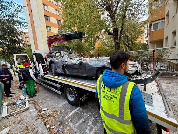 FOTO Proprietarii automobilelor distruse în explozia din Capitală primesc de la Primărie abonamente gratuite pe transportul public