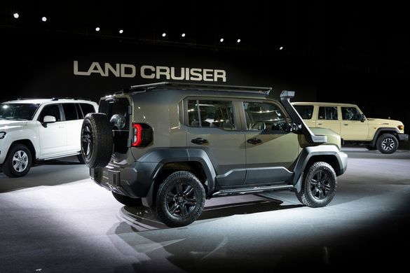 FOTO&VIDEO Toyota extinde familia Land Cruiser cu un nou model compact, de lungimea lui Bigster, dar cu puternice trăsături off-road
