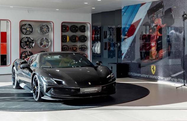 Noua companie Ferrari of Bucharest s-a lansat oficial, simultan cu noul model Amalfi FOTO