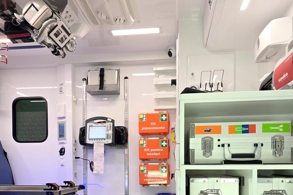 Deltamed livrează 121 de ambulanțe către IGSU FOTO