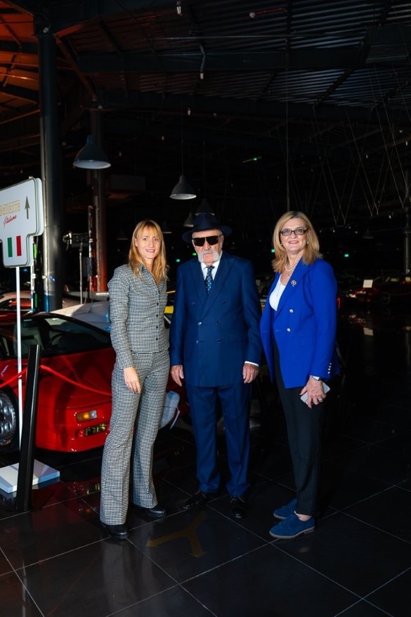 Țiriac anunță un moment istoric - extinde galeria de mașini Collection FOTO