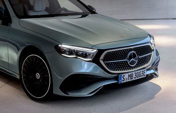 Primele imagini-spion cu noul Mercedes-Benz Clasa E FOTO