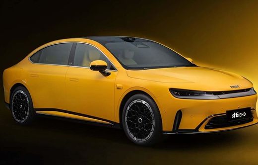 Prima berlină din istoria Smart FOTO