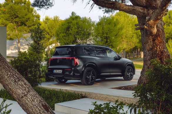 FOTO Mercedes dezvăluie în premieră noul GLB, complet electric. Au fost anunțate primele prețuri, dar se pregătesc și versiuni mai ieftine