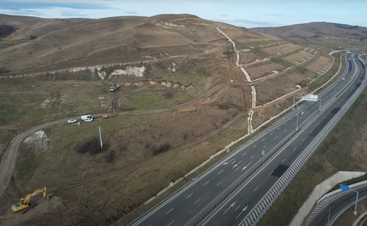 Probleme pe lotul de autostradă Sebeș-Turda. Recepția finală, suspendată din cauza unor ”vicii” apărute în perioada de garanție a lucrării
