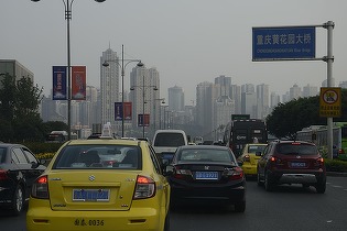 Vânzările de automobile din China continuă să se prăbușească