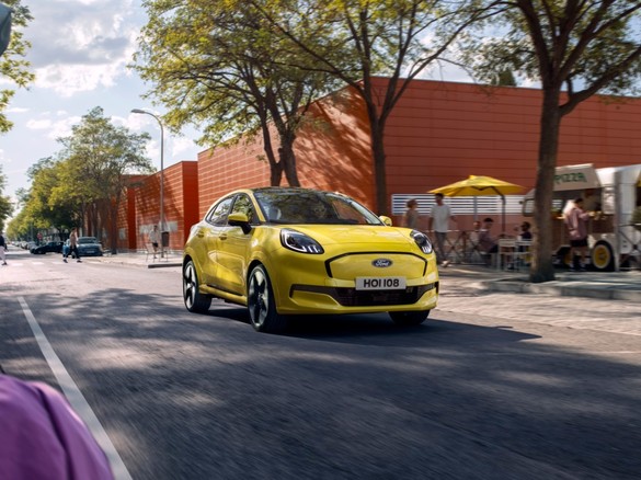 FOTO&VIDEO Ford Puma Gen-E sau VW ID.3? Prima mașină electrică produsă în România vs cea mai accesibilă de la VW