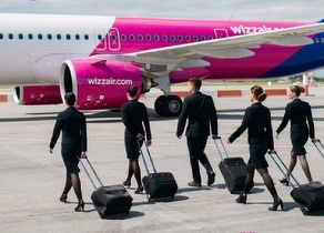EXCLUSIV SURPRIZĂ Wizz Air analizează în România o posibilă operare de zboruri interne. Pregătește extinderea cu mai multe destinații