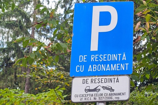 Premieră în România - Parcarea "la comun", cu 2 proprietari, testată într-un oraș: Unul de zi, unul de noapte
