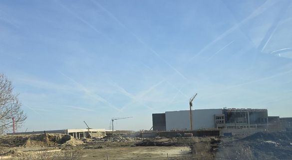 EXCLUSIV FOTO Fabrica BYD de lângă Arad: șantier în loc de producție, la acest moment. Chinezii spuneau că au început testele