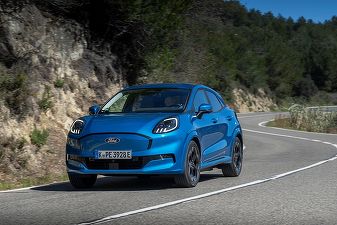 FOTO Ford Puma Gen-E primește autonomie de peste 400 km și pilot automat BlueCruise