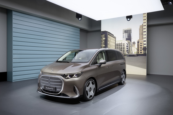Mercedes lansează primul van electric, cu motoare din România FOTO