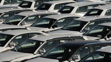 „România nu își permite să devină cimitirul de mașini al Europei”. Industria auto cere măsuri și mai dure în proiectul pregătit de Guvern - interzicerea importului de mașini mai vechi de 11 ani