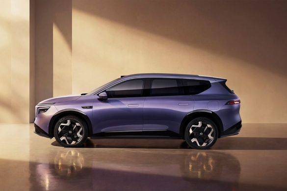 FOTO Nissan a dezvăluit primul SUV electric cu range-extender