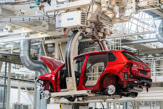 Peste 350.000 locuri de muncă „în pericol imediat”, la fabricile de componente auto, din cauza chinezilor