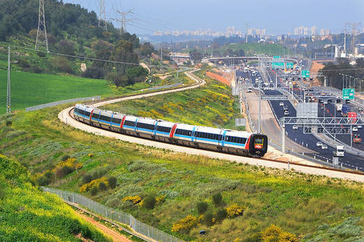 O nouă companie feroviară în România. Ferotrans lansează astăzi ruta București - Suceava cu trenuri Intercity la preț de InterRegio