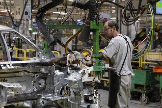 VIDEO Ministrul Economiei - la Dacia după ce directorul a spus că suntem în criză economică