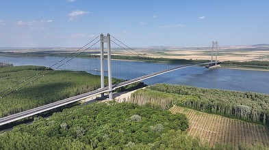 Podul peste Dunăre de la Brăila intră în reparații
