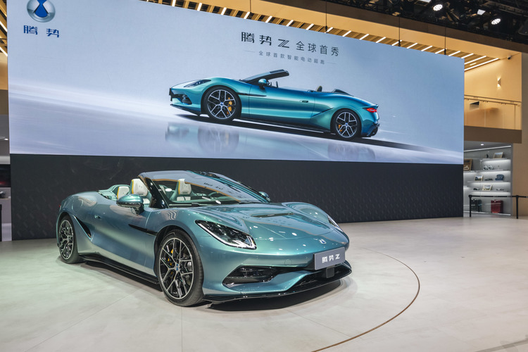 BYD transformă Beijing Auto Show 2026 într-o demonstrație globală de tehnologie și ambiție: de la mașini de familie la hypercaruri electrice de 500 km/h