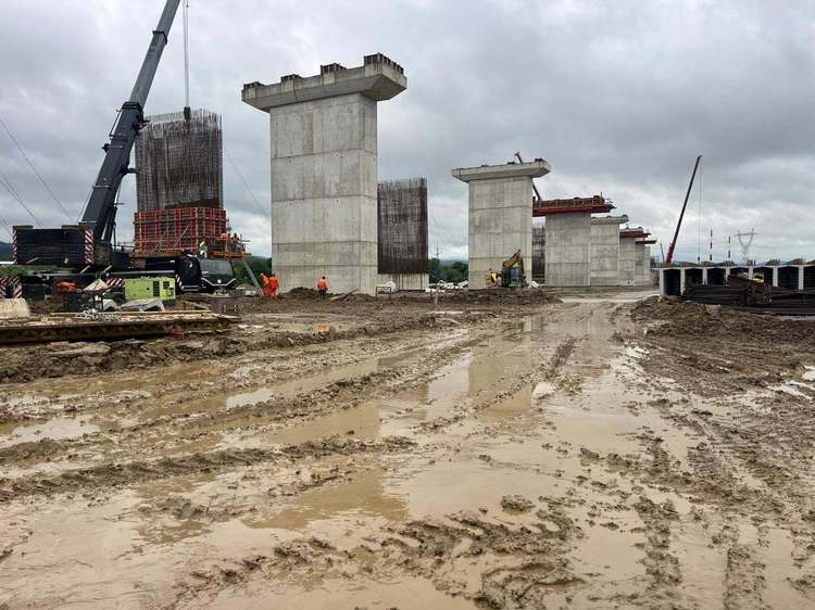 FOTO Șantiere de pe Autostrada A7 Focșani-Bacău, inundate