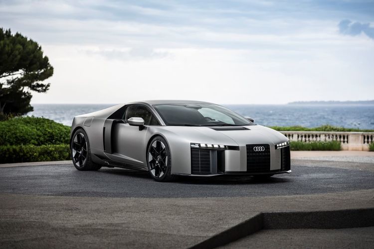 VIDEO Primele imagini cu „cel mai rapid și puternic vehicul de serie din istoria Audi”. Are 1001 CP și costă cât un Ferrari