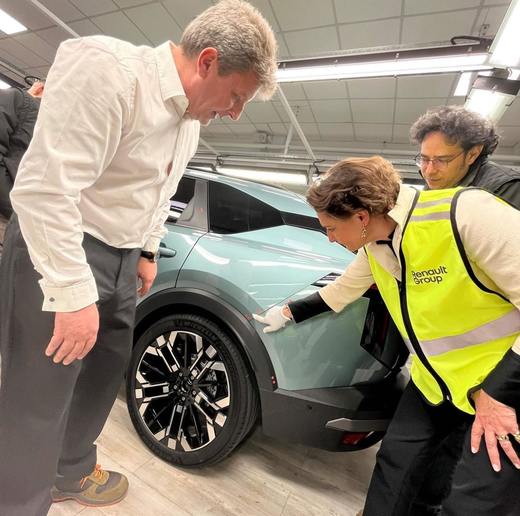 FOTO Cel mai nou model al mărcii Dacia, Striker, va avea tracțiune 4x4 automată la lansare