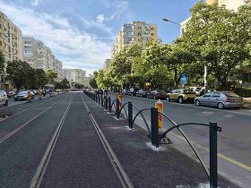 Bandă unică pentru autobuze în București, pe șinele de tramvai reabilitate de pe Bulevardul Chișinău