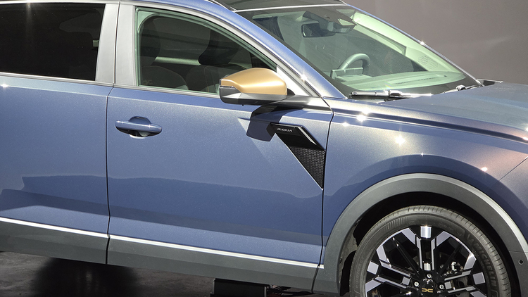 FOTO & VIDEO Premieră Mondială - Dacia Striker, cel mai mare și mai elegant model al mărcii, va fi mai ieftin decât Bigster