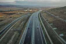 CNAIR: Riscul de coliziune frontală, motivul pentru care circulația a fost închisă pe Autostrada A10 Sebeș-Turda, în urma surpării de teren