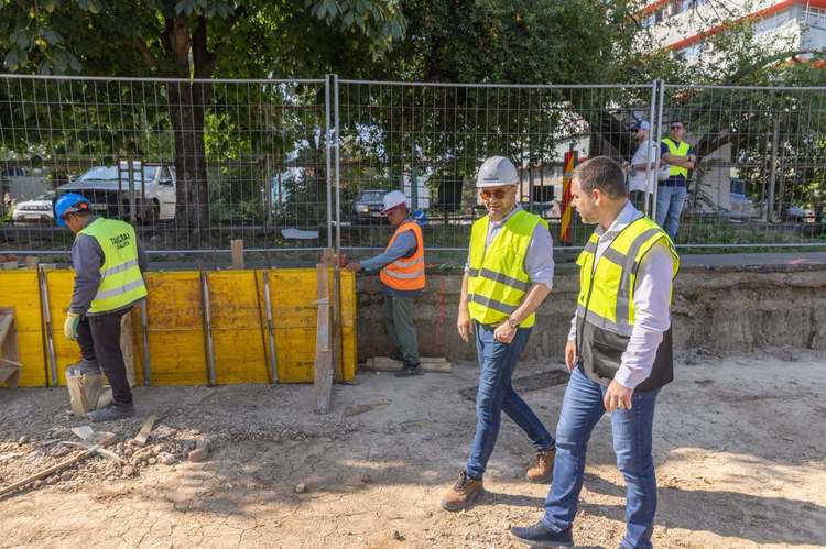 FOTO Ciucu, către șoferi: Îmi reproșați că se lucrează prea mult în București