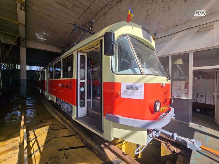 FOTO Tramvaie celebre în România, retrase după 53 de ani. Tatra dispare din București
