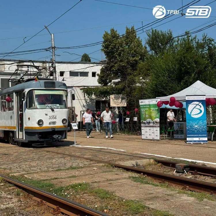 FOTO Tramvaie celebre în România, retrase după 53 de ani. Tatra dispare din București