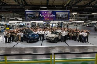 Dacia pregătește „evenimente foarte, foarte importante”. Uzina este în siguranță. Șeful Renault Group: Nu avem intenția să reducem capacitatea de producție în Europa