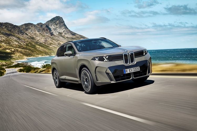 FOTO Final la cel mai vândut BMW din România. Ultimele 200 de mașini au fost scoase la vânzare