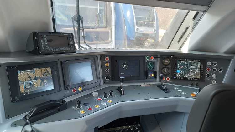 VIDEO&FOTO Premieră în România. Primul tren regional PESA a fost lansat în serviciul comercial de călători, pe ruta București Nord-Brașov