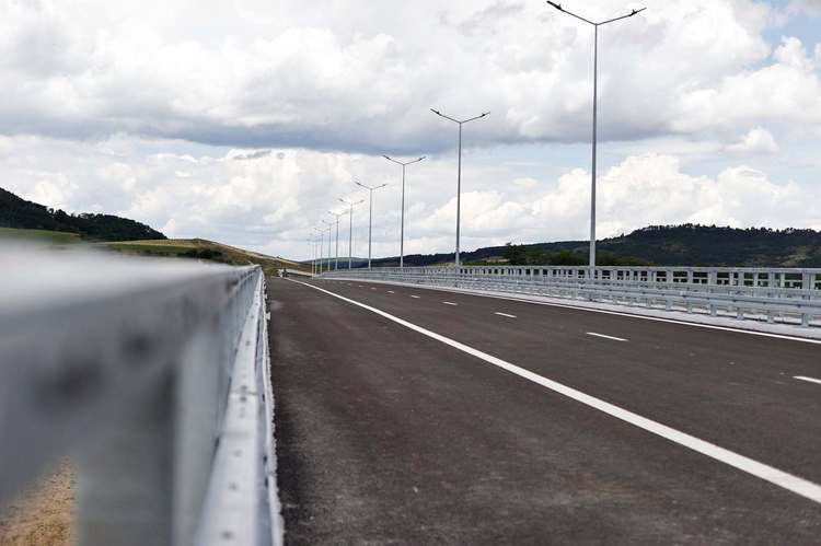 ANUNȚ VIDEO Umbrărescu va deschide un tronson pe Autostrada Transilvania