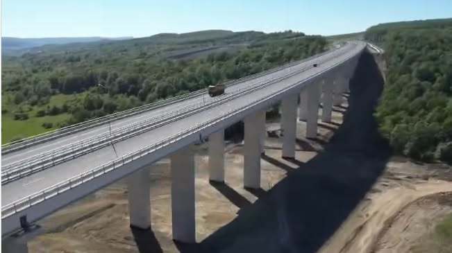ANUNȚ FOTO Umbrărescu deschide mâine primul tronson pe Autostrada Transilvania din 2026