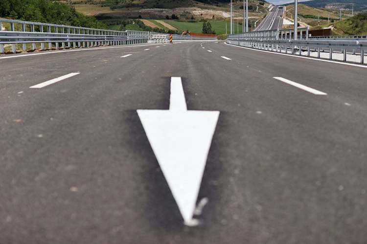 ANUNȚ FOTO Umbrărescu deschide mâine primul tronson pe Autostrada Transilvania din 2026