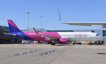 FOTO Wizz Air va lansa noi curse din România, de la noul aeroport din Brașov