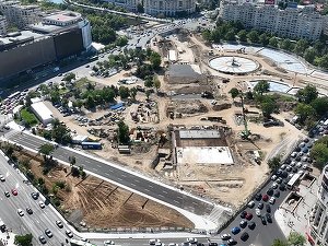Circulația rutieră prin Piața Unirii se redeschide parțial. Când vor fi eliminate toate restricțiile de trafic