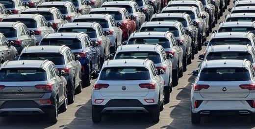 GRAFICE Cele mai mari 15 companii auto din lume au câștigat doar 1.000 de euro per vehicul. VW a depășit Toyota la venituri, nu și la profit