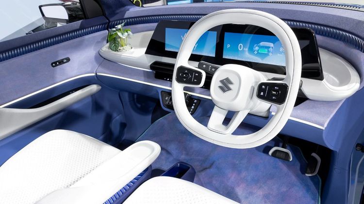 FOTO Primul rival pentru Dacia Hipster: japonezii aduc prima mașină kei-car în Europa